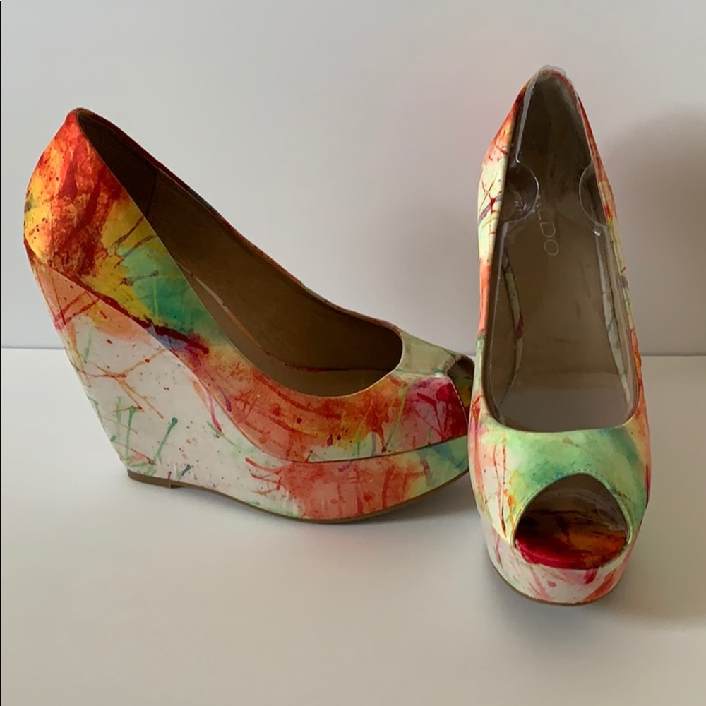Aldo platform wedge peep toe shoes
